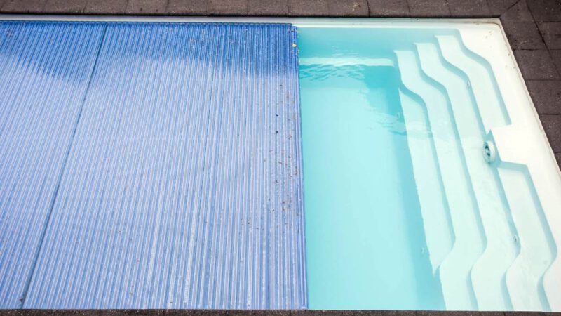 How Does a Solar Pool Cover Work?
