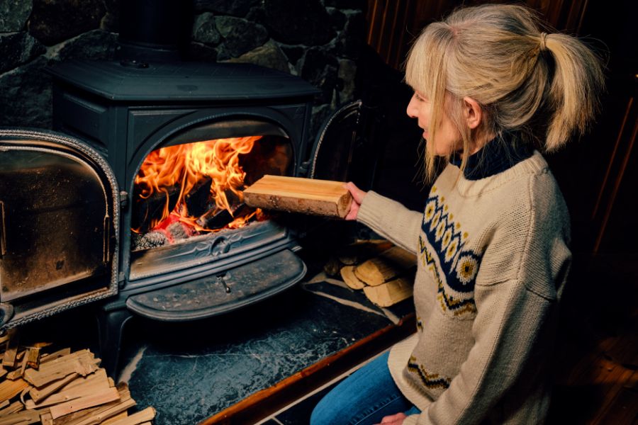 Pellet Heater vs Wood Heater – Which is the Best?